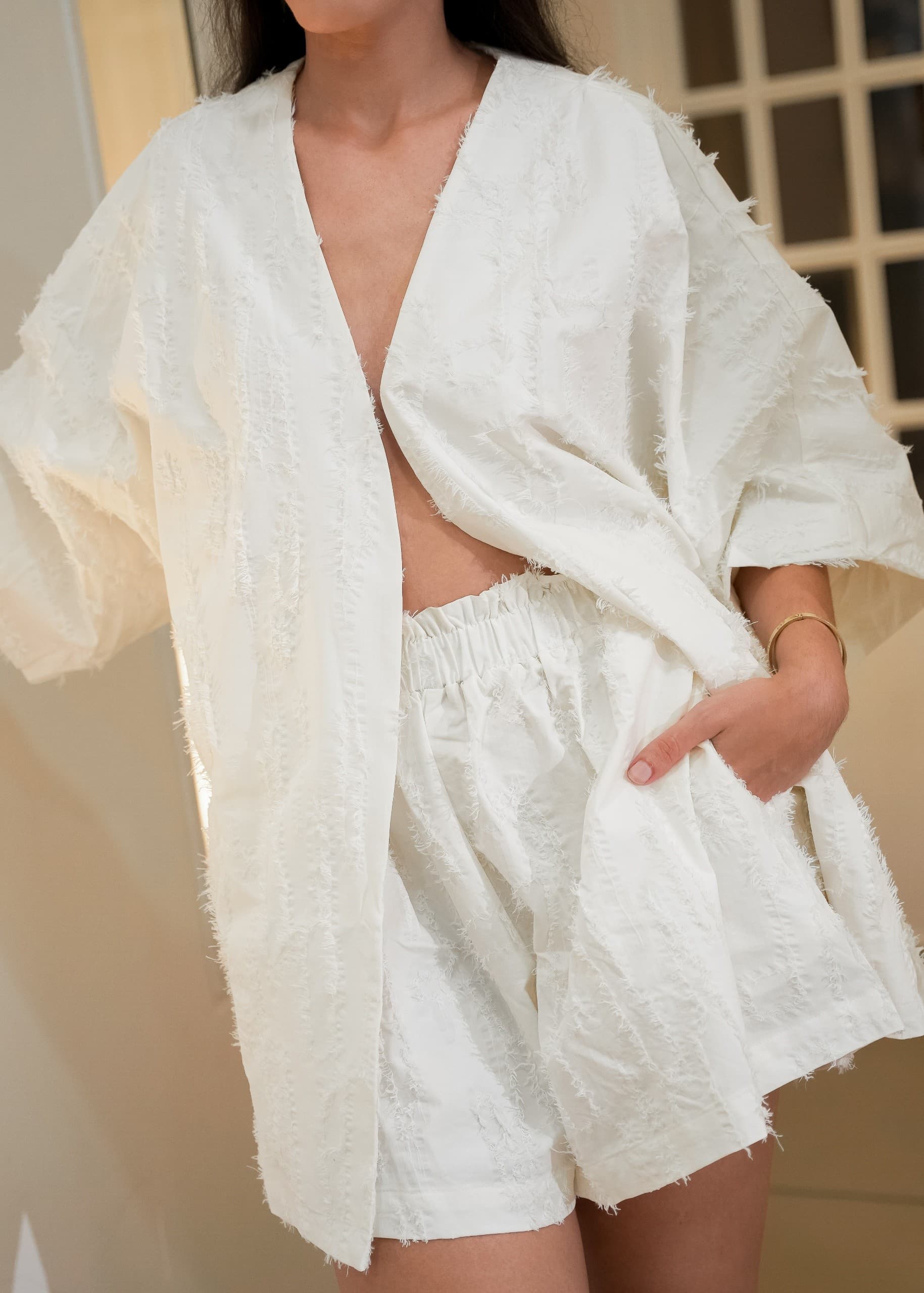 Camisa Oversize Textura Deshilachada